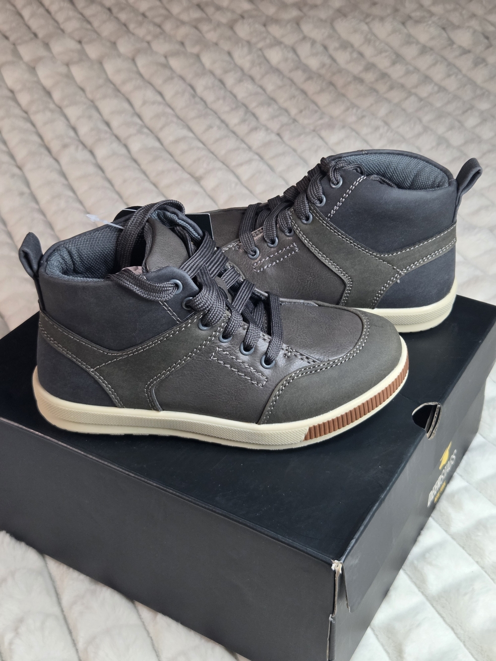 NEW Deer Stags Kids Landry High Top Sneaker Boots Gray Navy Blue Size 11M NWB